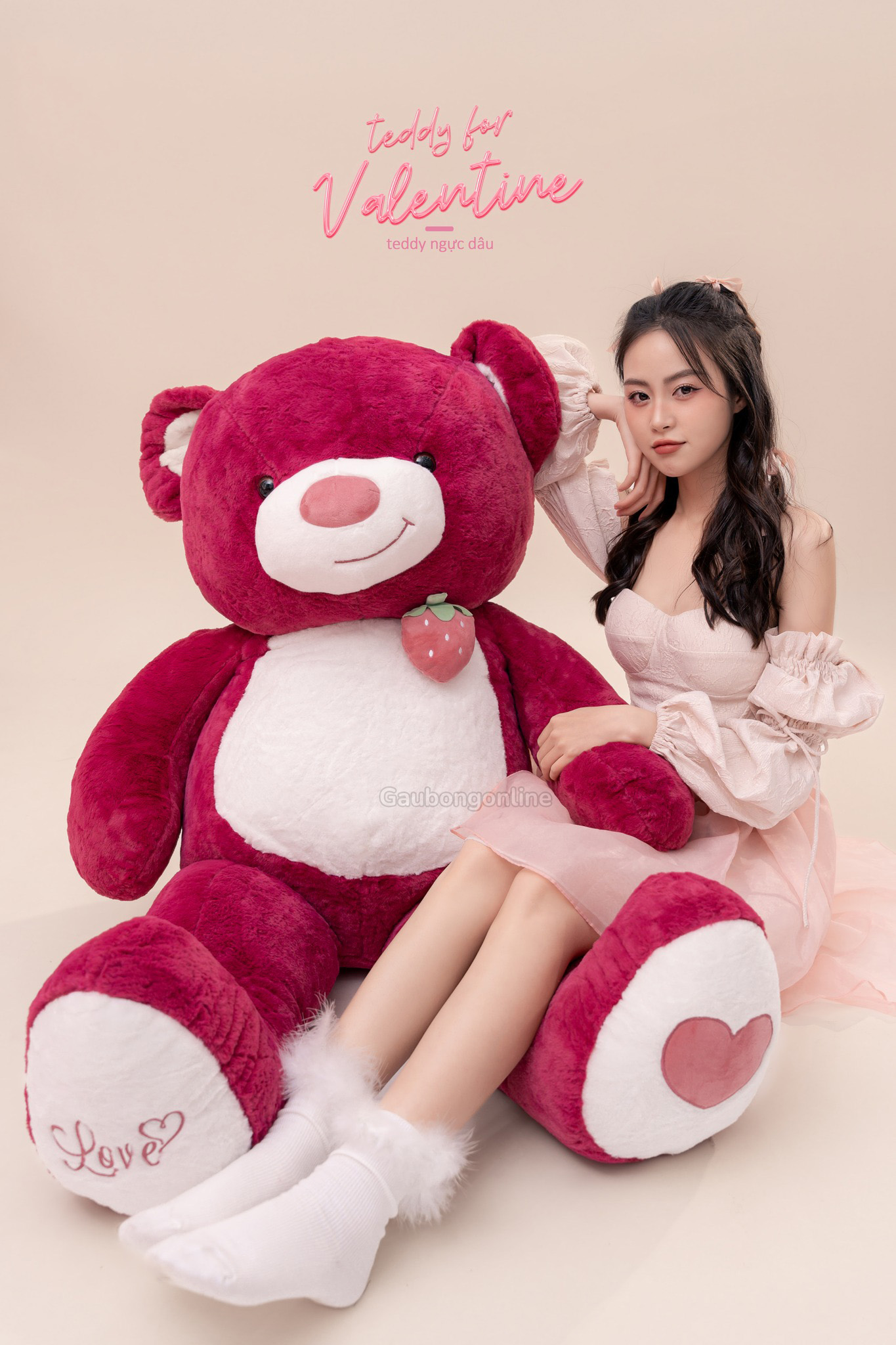 Gấu bông teddy ngực quả dâu (1m4)