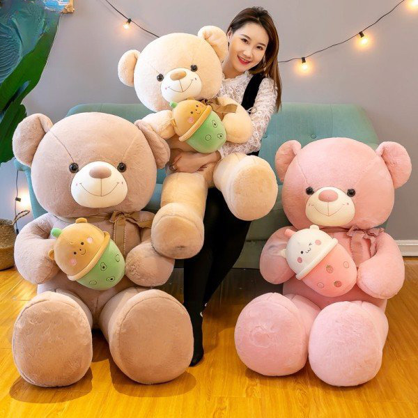 Gấu Teddy ôm trà sữa