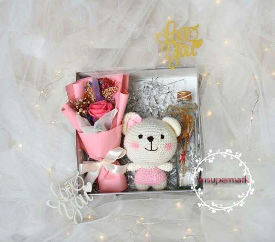 Set Quà Bó Hoa Hồng