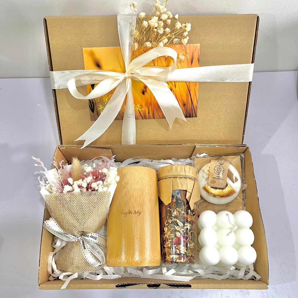 Set quà tặng ngày quốc tế phụ nữ dành cho nàng